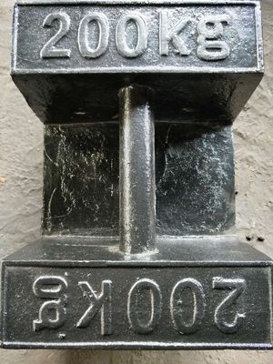 Калибровочная гиря из чугуна